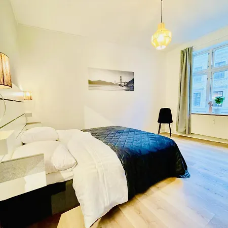 Aday - Classy 2 Bedrooms In The Center Of