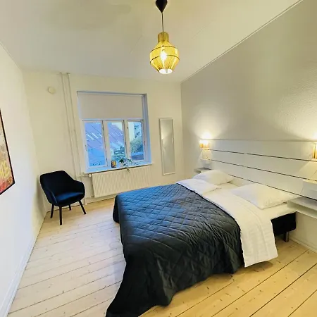 Apartman Aday - Classy 2 Bedrooms In The Center Of