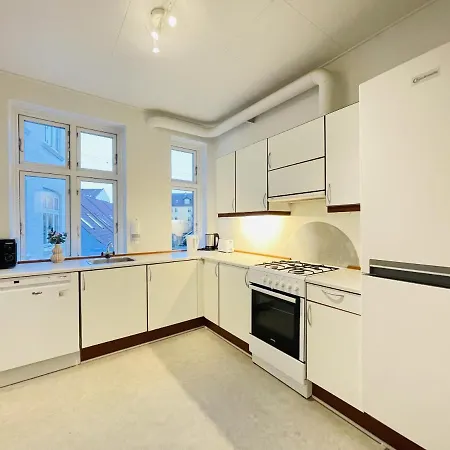 דירה Aday - Classy 2 Bedrooms In The Center Of *