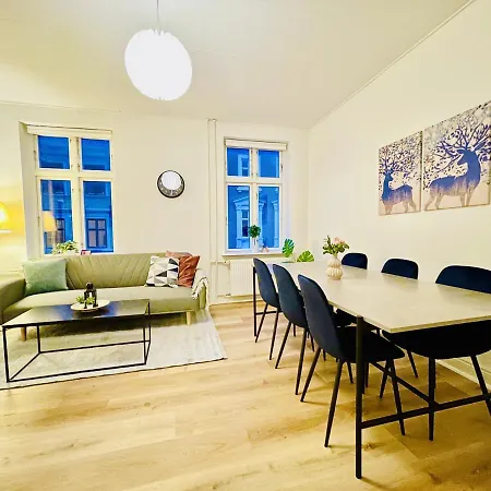 Aday - Classy 2 Bedrooms In The Center Of * אולבורג